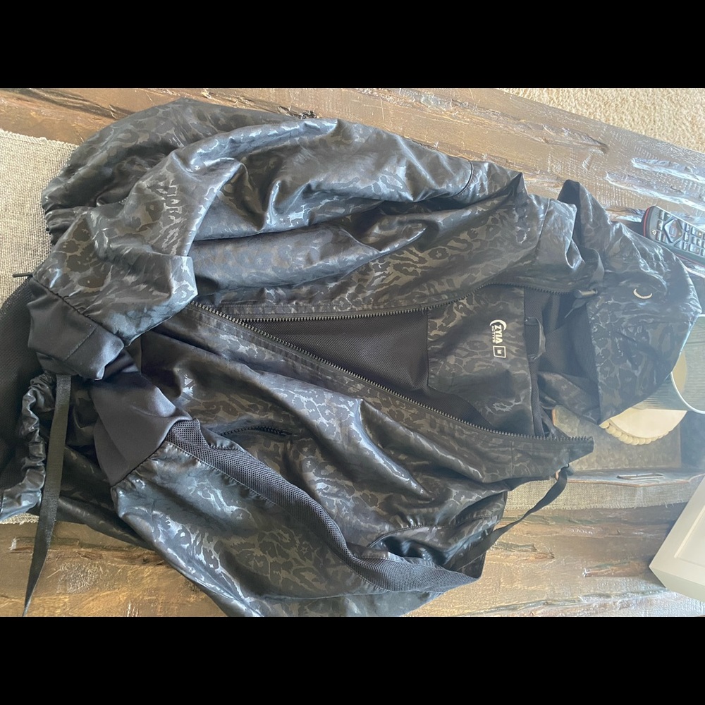 ZYIA- BLACK BOMBER JACKET